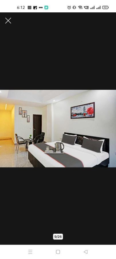 Hotel O K R Resdiancy Near Botanic Garden Of Indian Republic Noida Bagian luar foto